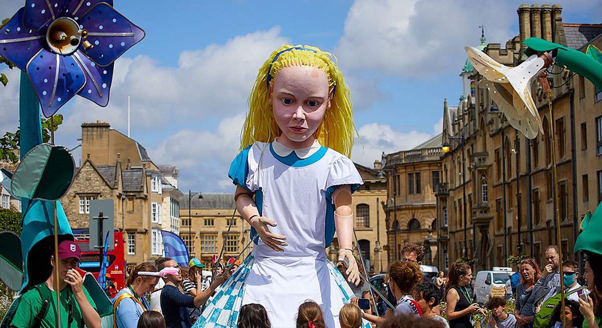 Oxford-Dia-de-Alicia-1--The-Story-Museum-2.jpg