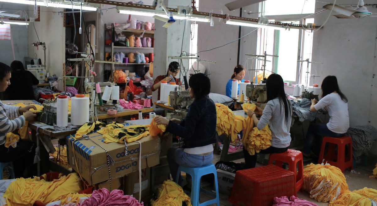 china-mujeres-cosen-istock.jpg