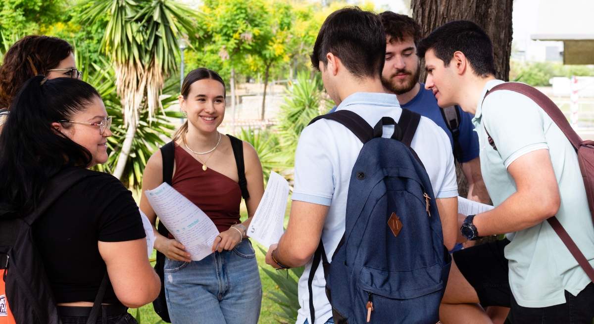 estudiantes-PEvAU-UPO-1.jpg