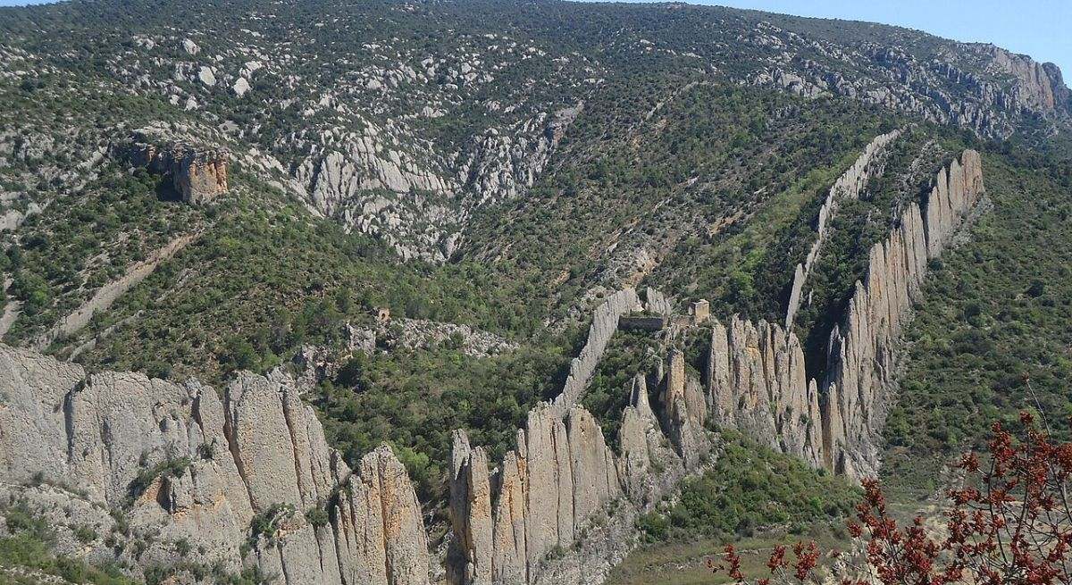 No hace falta viajar fuera: la espectacular Muralla China de España que está en un pueblo abandonado