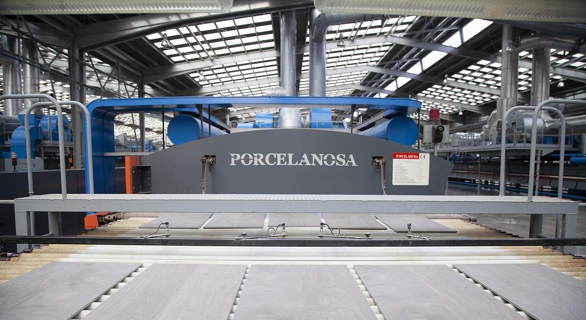 porcelanosa-linea.jpg