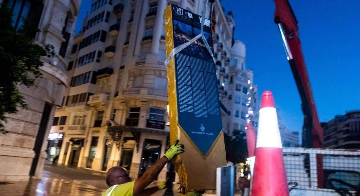 monolito-15m-valencia-europapress.jpg