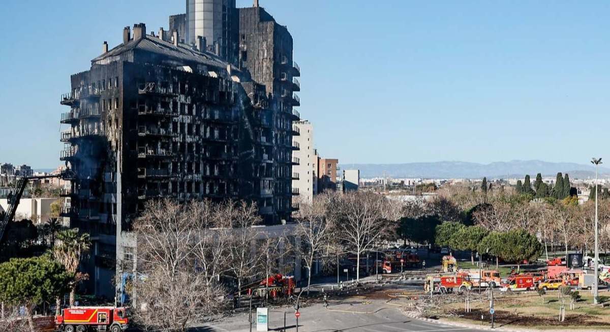 El edificio tras el incendio.