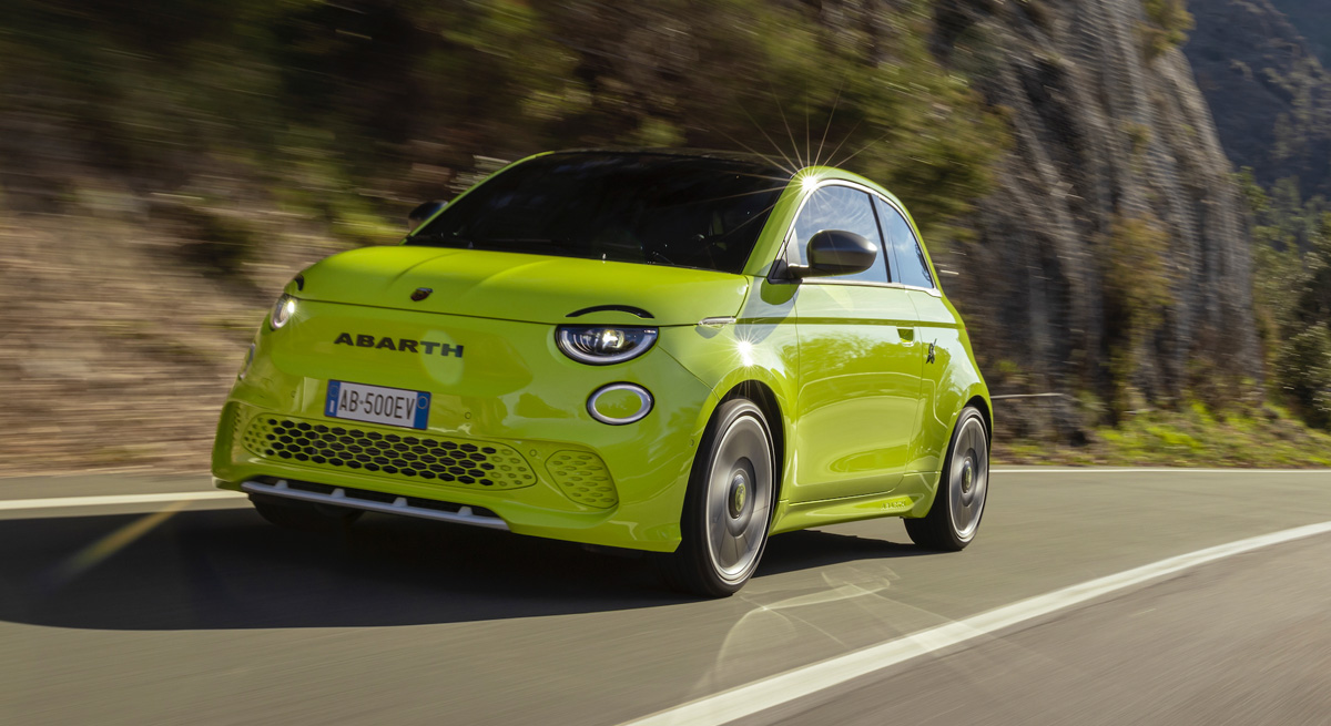 New-Abarth-500e_green-1.jpg
