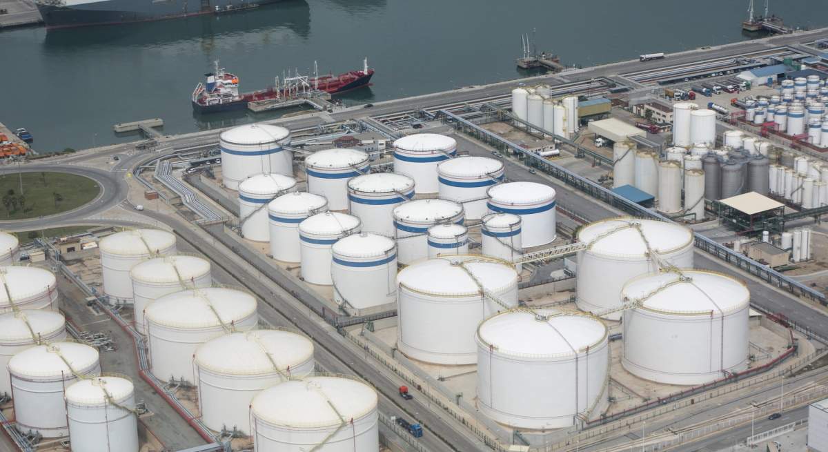 almacenamiento-gas-Bcn-iStock.jpg