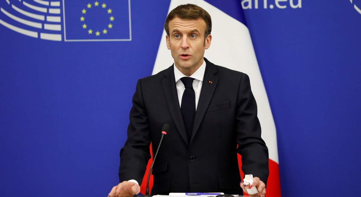 Macron.jpg
