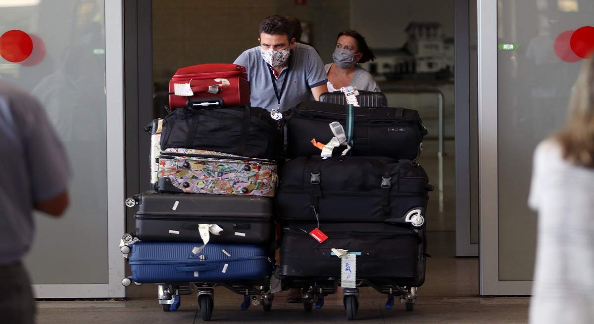 1200-x-655-Traslado-de-maletas-en-un-aeropuerto-Alex-Zea.jpg