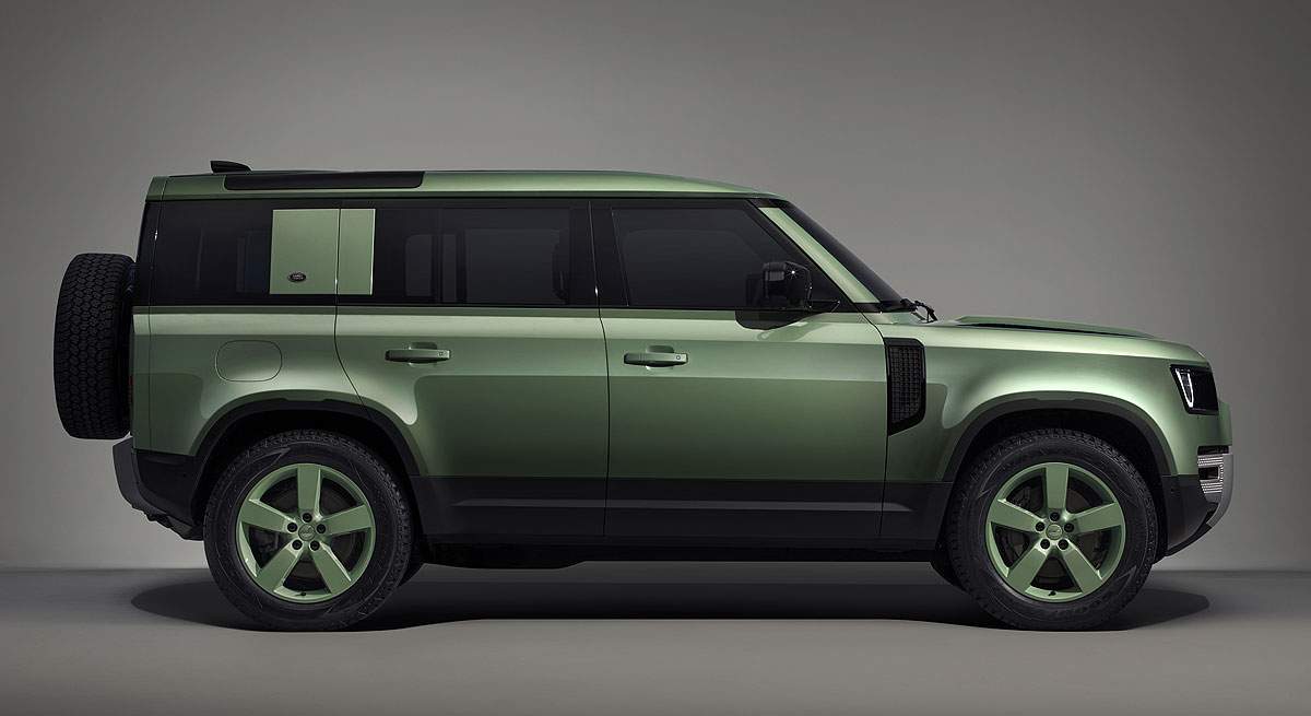 LAND-ROVER_01.jpg
