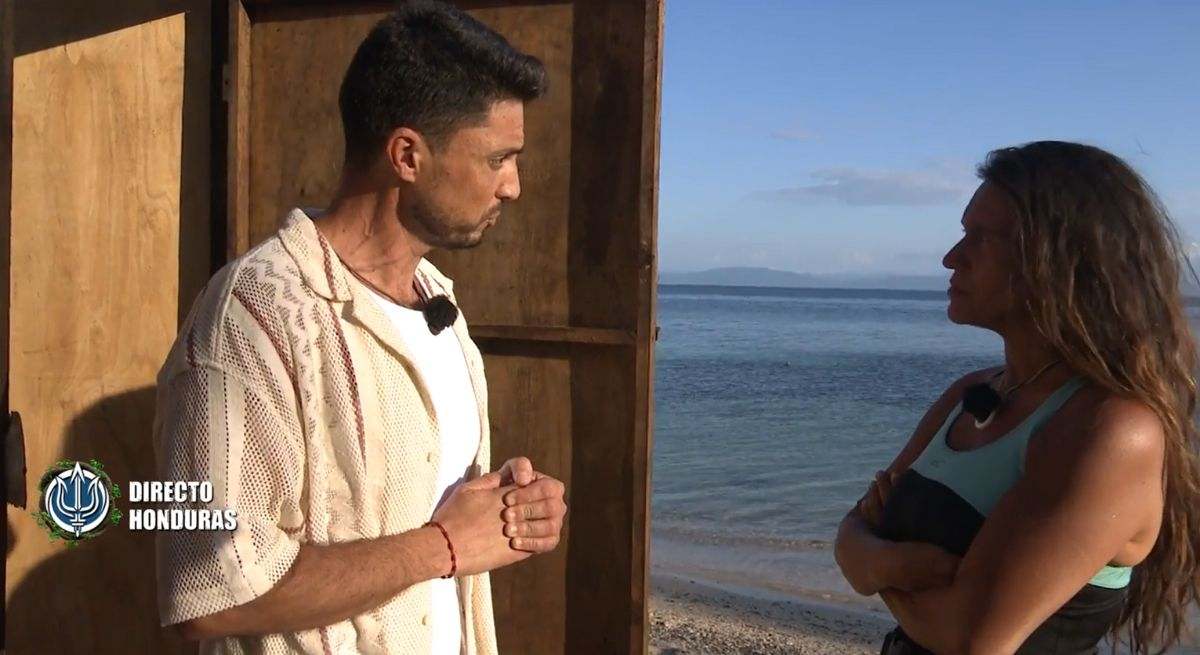 Laura y Carlos discuten en Supervivientes