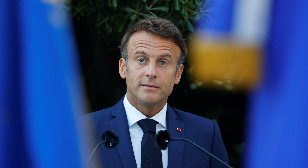 macron-emmanuele-reuters.jpg
