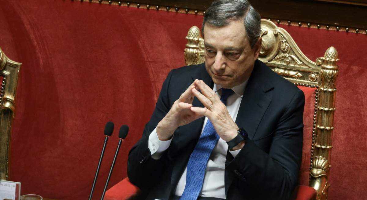 mario-draghi-mano-bloomberg-1200x655.jpg