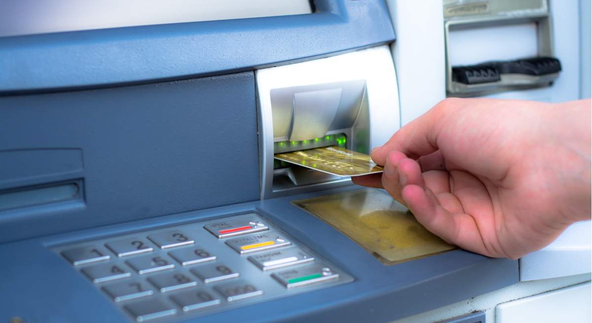 tarjeta-banco-istock.jpg