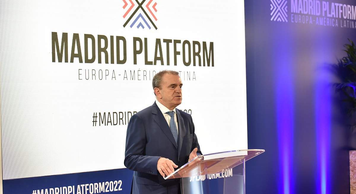 Franco-madrid-platform.jpg