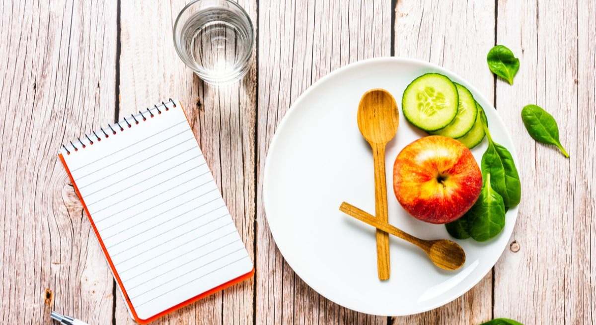 El ayuno intermitente es un tipo de dieta que puede ser muy útil pero depende mucho de cada caso. Te contamos los beneficios que aporta a la salud y si sirve para perder peso.