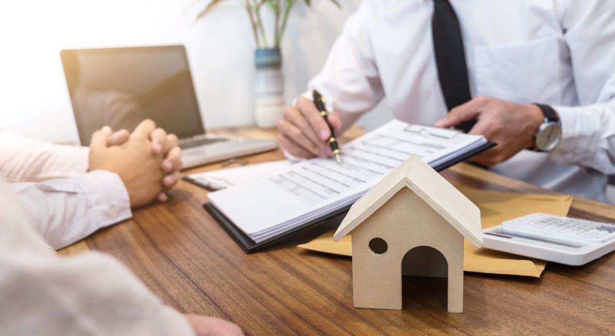 compra-casa-varias-partes-dreamstime.jpg