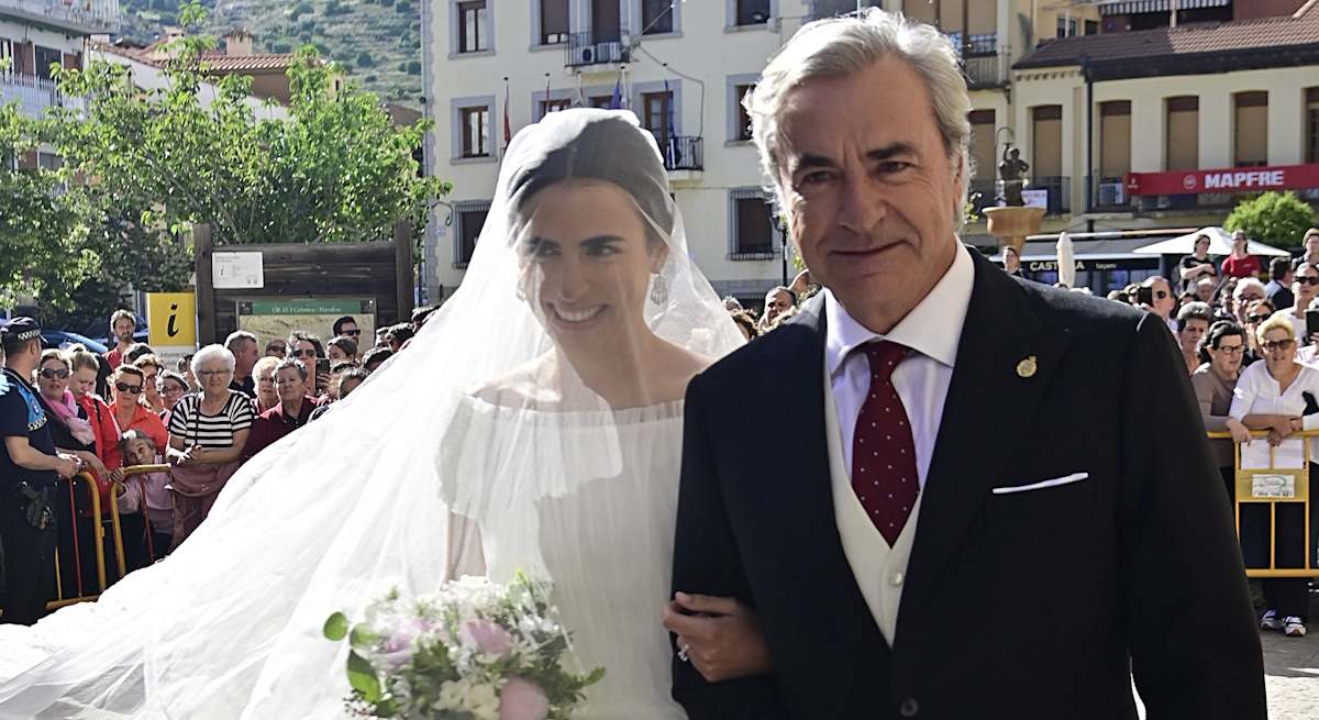 carlos-sainz-boda-hija-1200.jpg