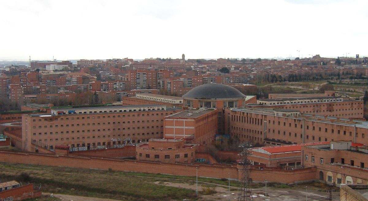 carcel-carabanchel-wikipedia.jpg