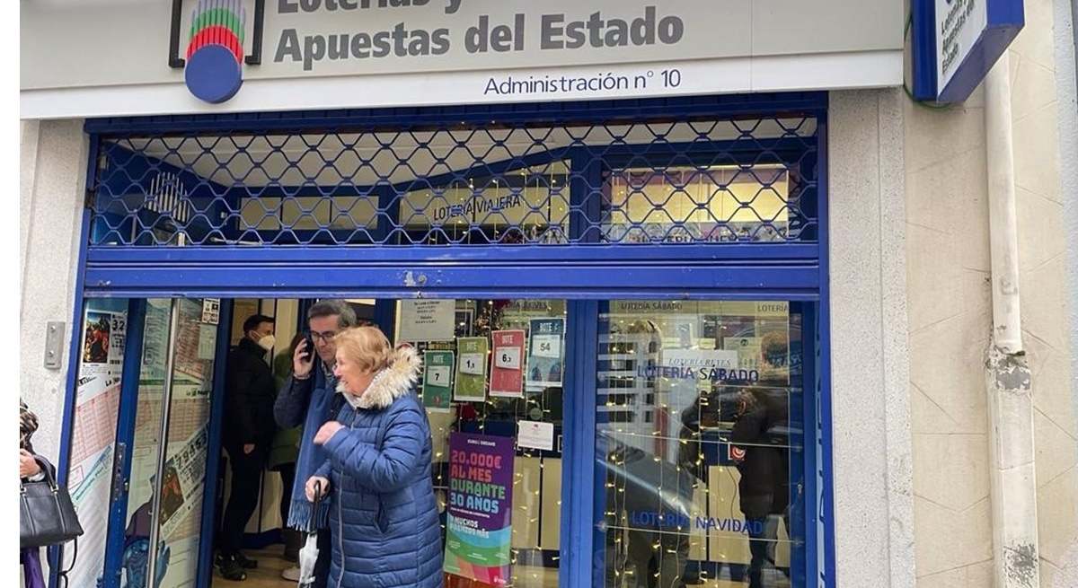 Establecimiento administración de loteria número 10 en Lugo.