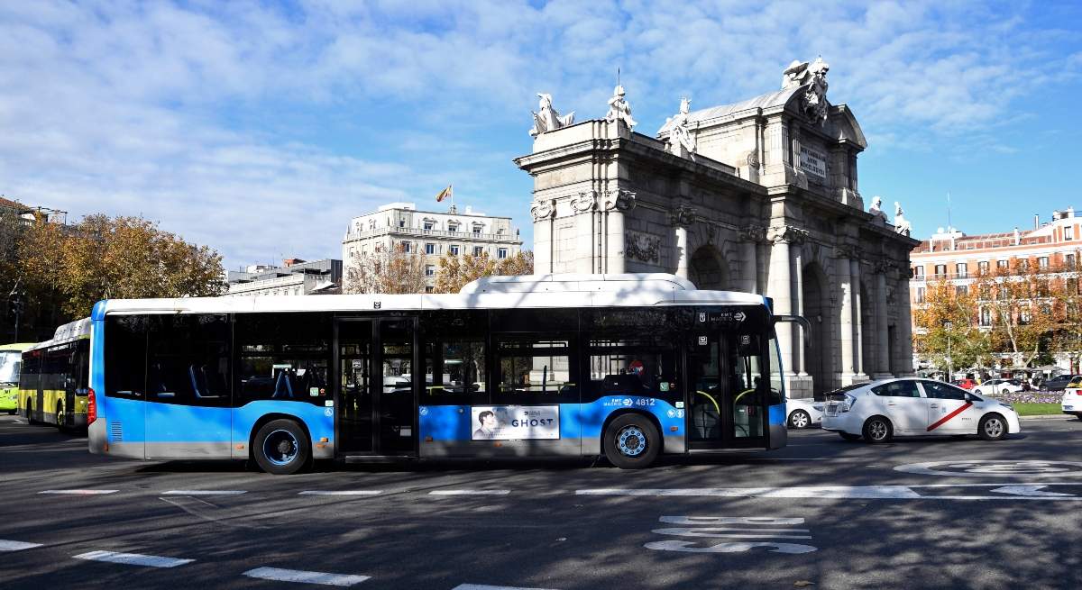 bus-emt.jpg
