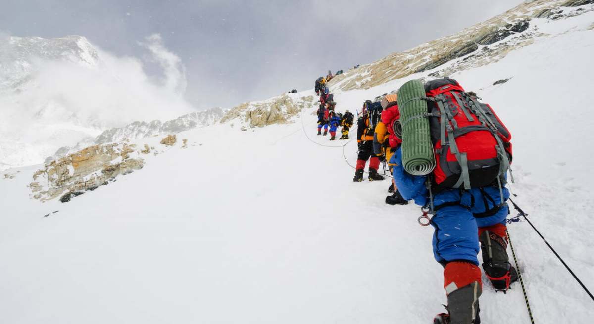 everest-alamy.jpg