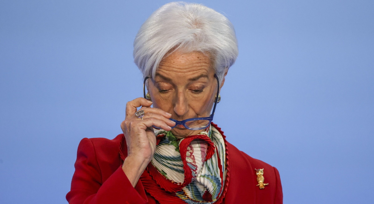 christine-lagarde-presidenta-banco-central-europeo-bce-gafas-rueda-prensa-16marzo2023-bloomberg-1200x655.jpg