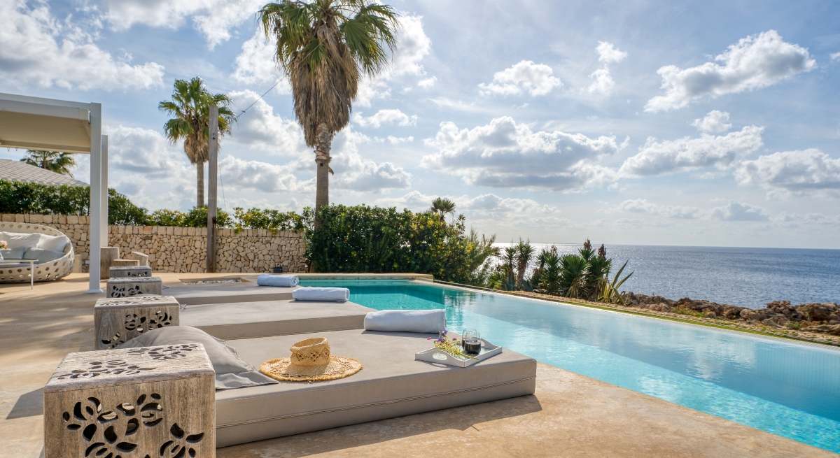Lujosa Villa con acceso al mar en Cap d´en Font comercializada por Engel & Völkers Menorca