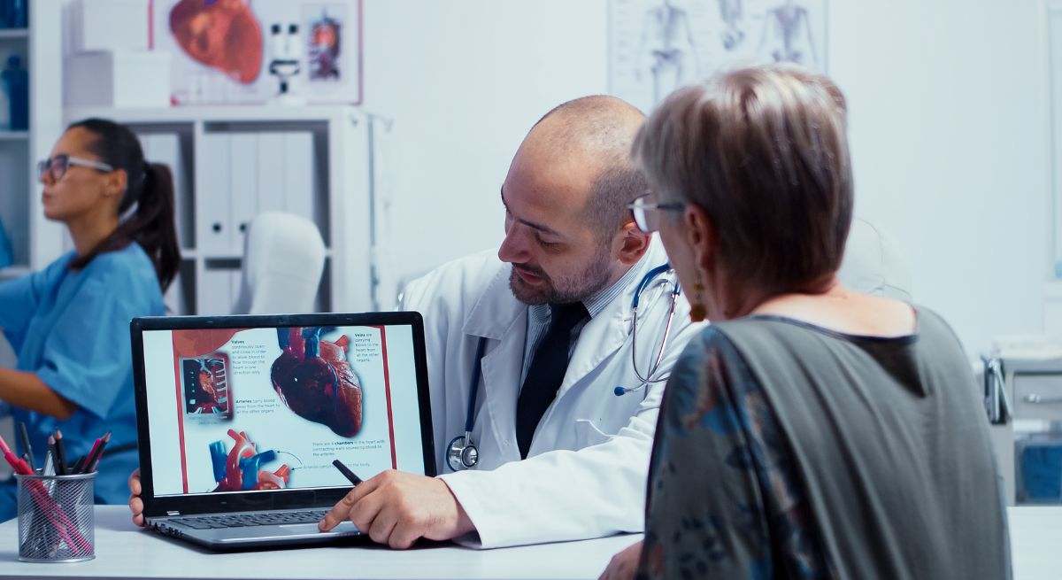 La cardiología se enfoca en el tratamiento de enfermedades que afectan al corazón