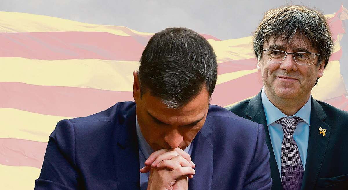 sanchez puigdemont montaje papel