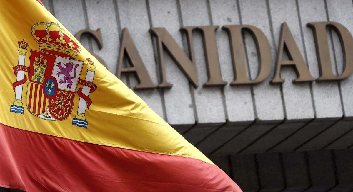Sanidad sale a defender la ley de medicamentos ante las críticas del sector: "Solo un artículo y medio genera controversia"