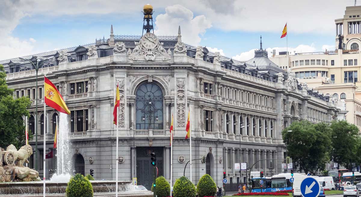 BancoEspanaWebiStock.jpg