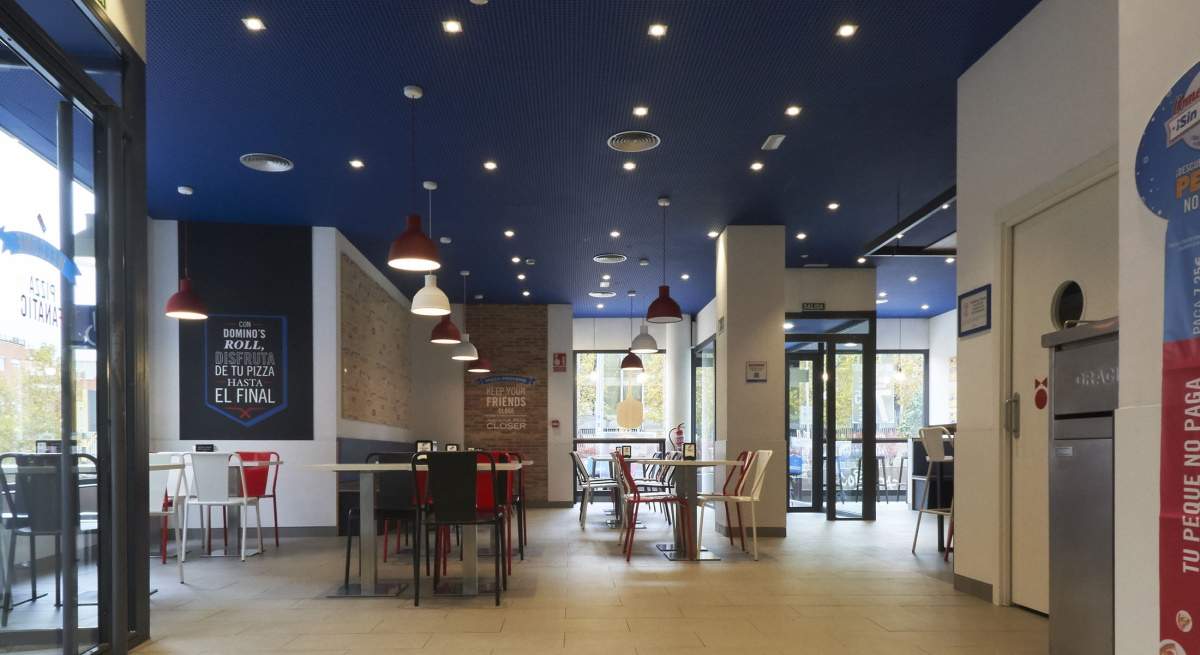 Dominos