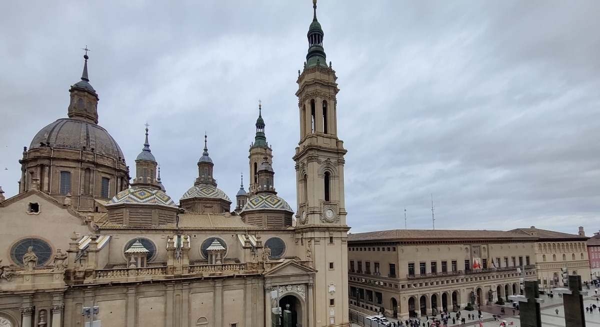 monumental tour zaragoza
