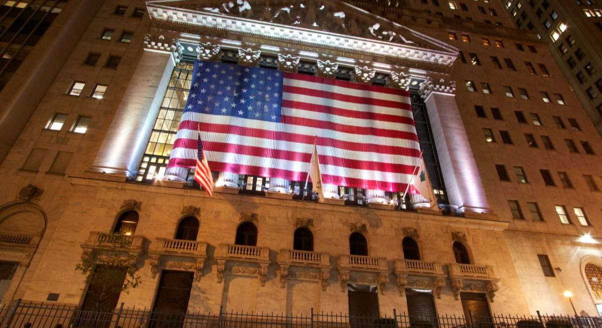 Noche en Wall Street (Dreamstime)