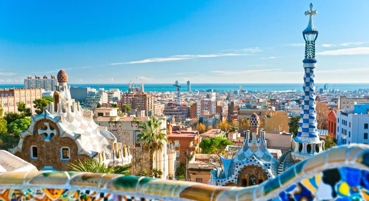 barcelona-vivienda-parque-guell-dreamstime.jpg