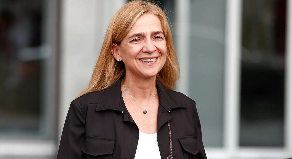 infata-cristina-1200.jpg