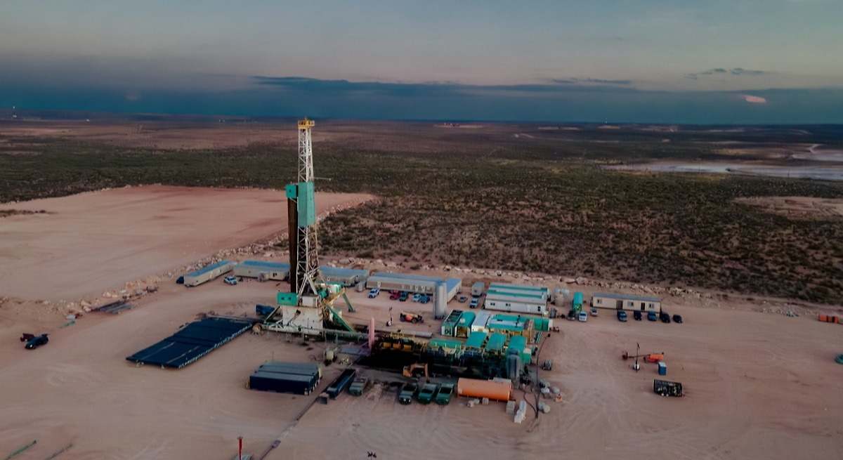 Plataforma petrolera en la Cuenca Pérmica, Texas (EEUU). / iStock
