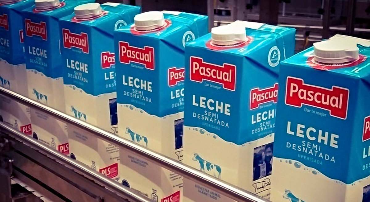 Cartones de leche Pascual