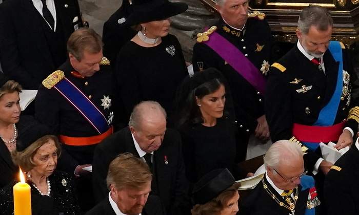 FUNERAL-ISABEL-felipe-letizia-emeritos-1200-3.jpg