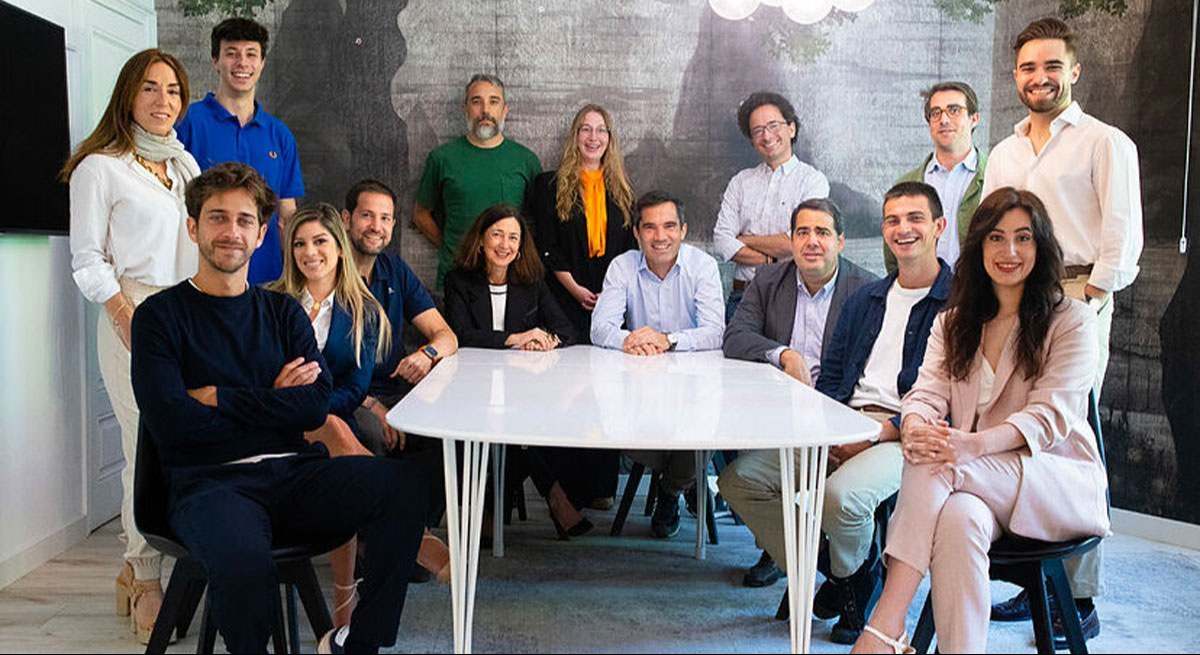 kfund_team.jpg