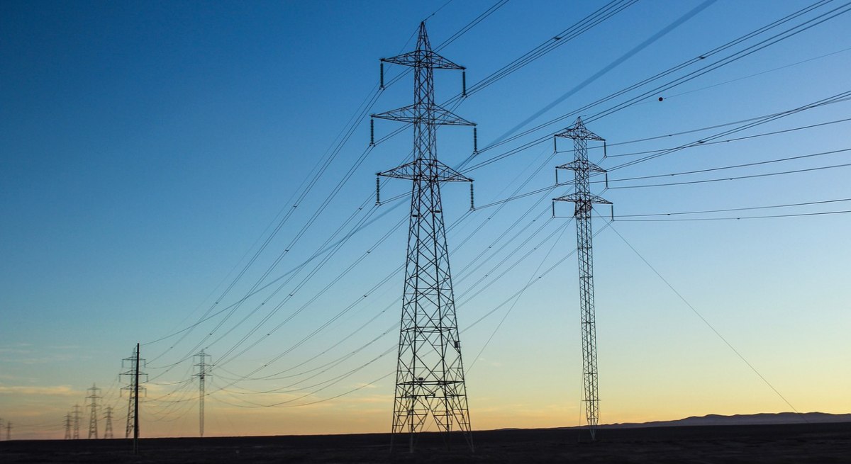 electricity-g279058aa5_1280-1.jpg