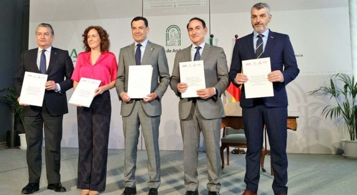 Antonio Sanz, Nuria López, Juanma Moreno, Javier González de Lara y Óskar Martín.