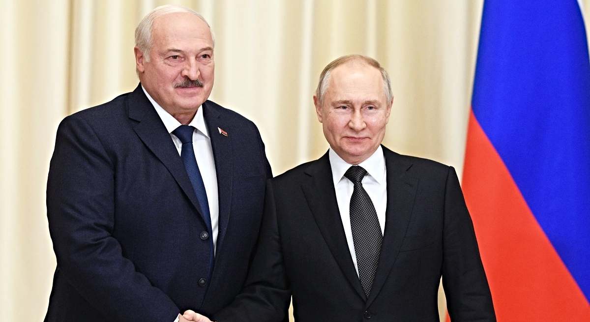 Alexander Lukashenko y Vladimir Putin