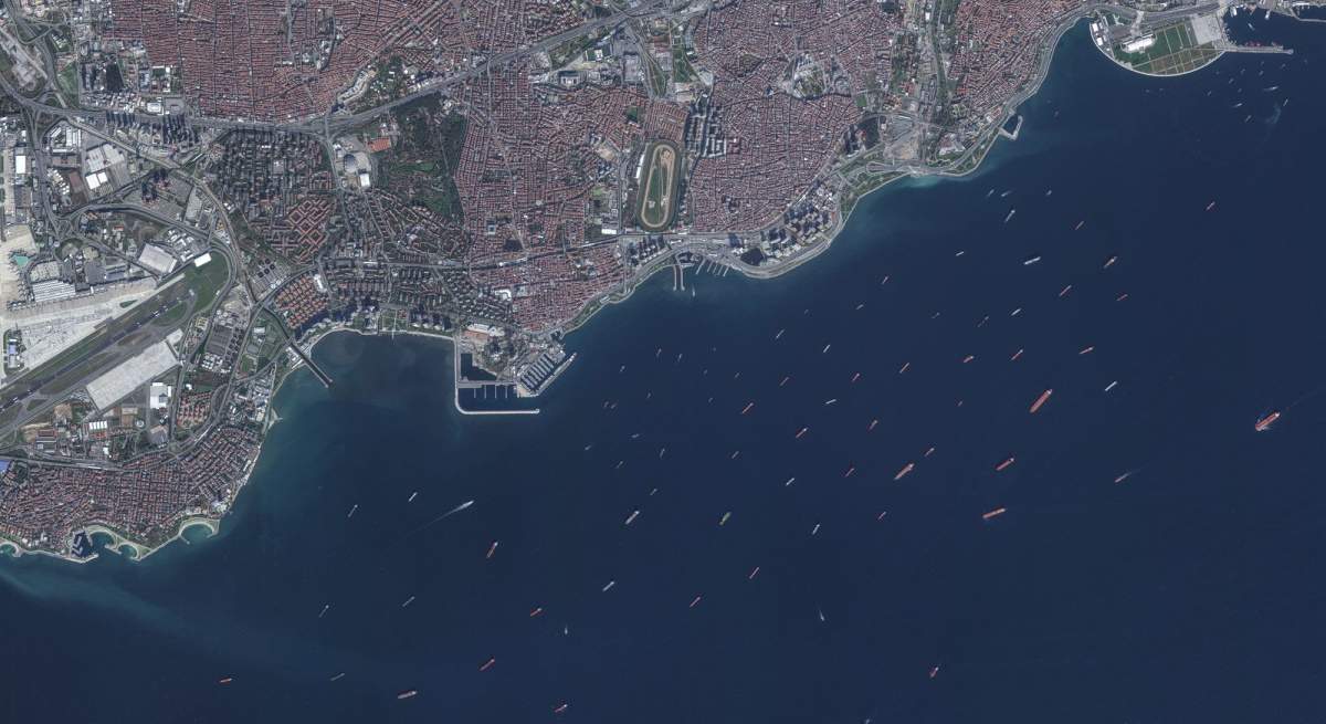 barcos-costas-turcas-Bloomberg.jpg