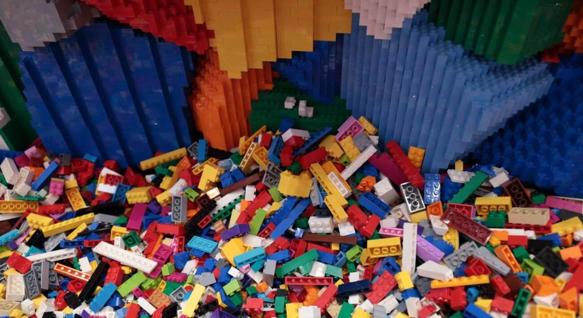 lego-alamy.jpg