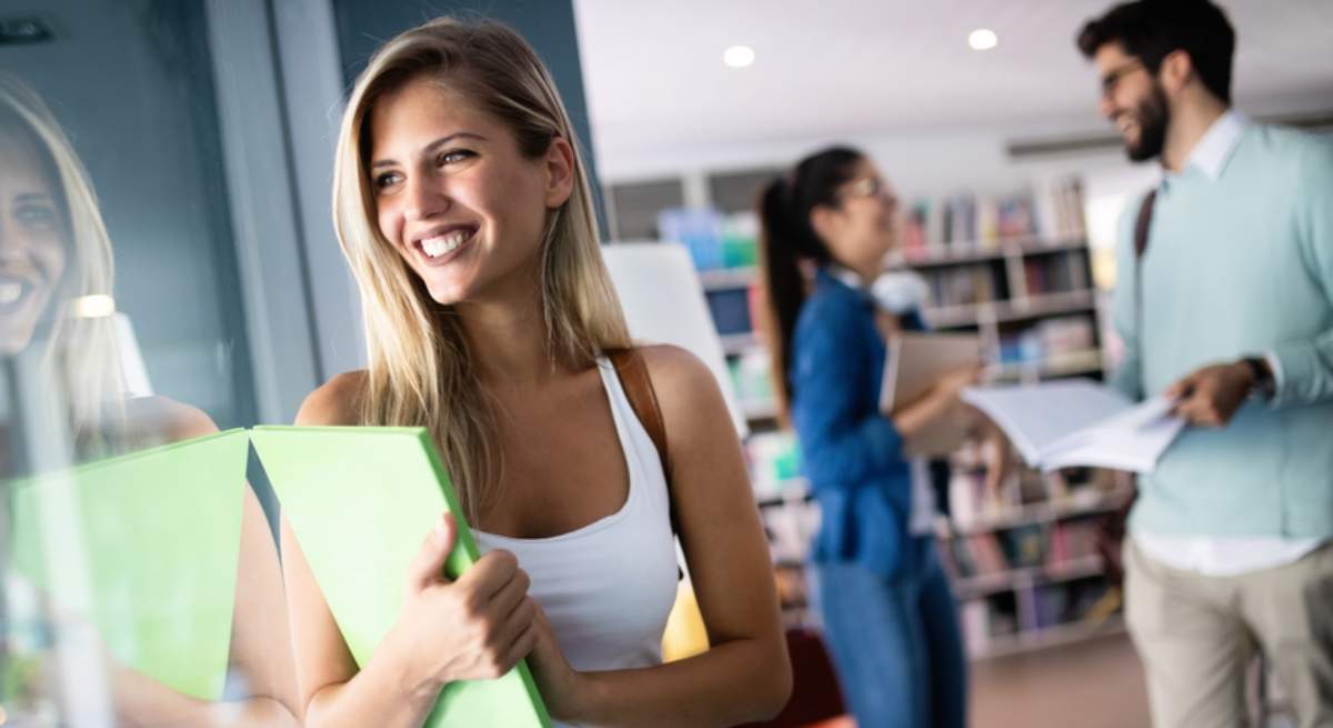universitarios-1.jpg