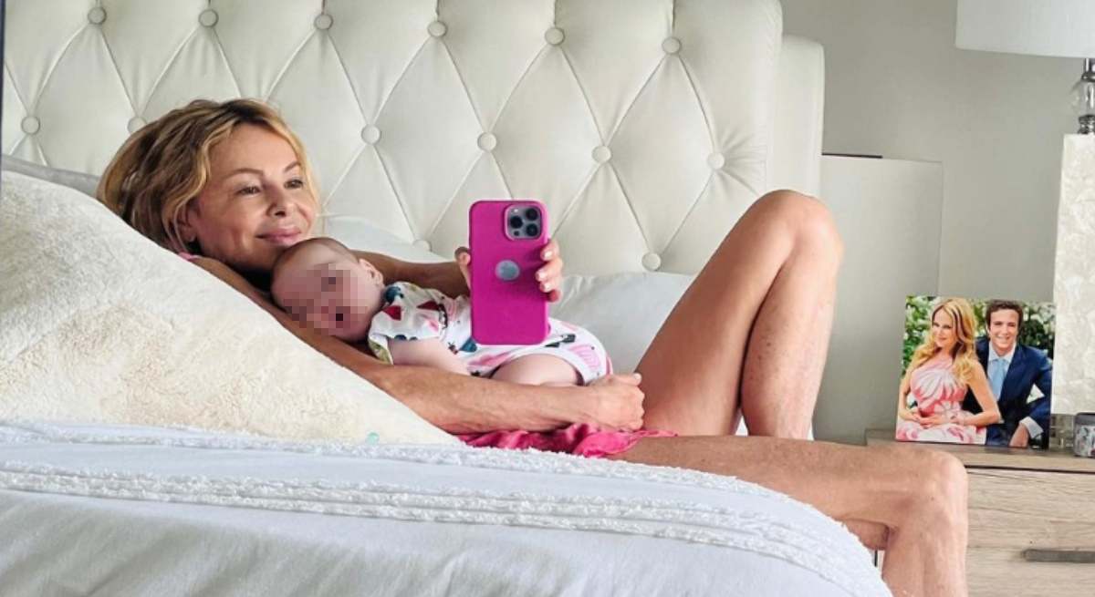 ana-obregon-anita-cama-1200.jpg