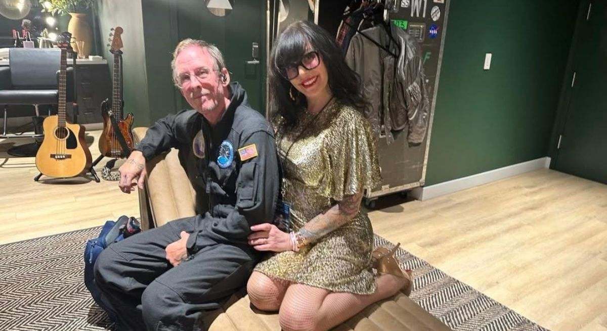 Quién es la escritora Jillian Lauren: la esposa del bajista de Weezer que fue herida en un tiroteo con la policía de Los Ángeles