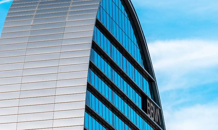 bbva-edificio-vela-sede-madrid-1200x655-istock.jpg