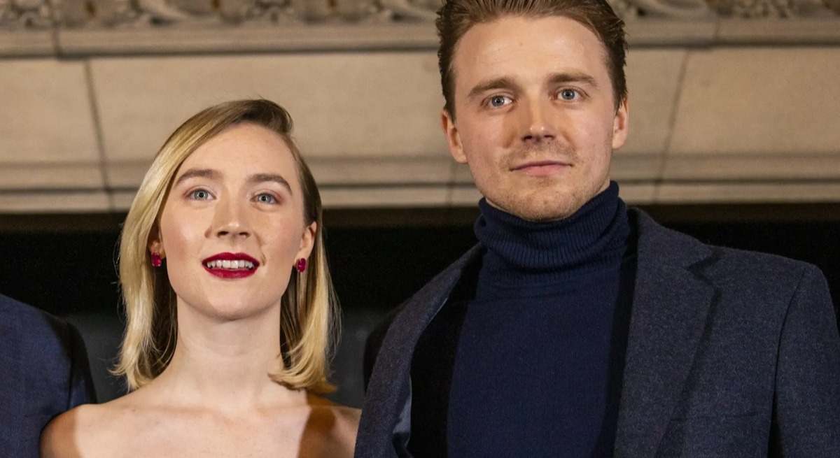 Saoirse Ronan y Jack Lowden