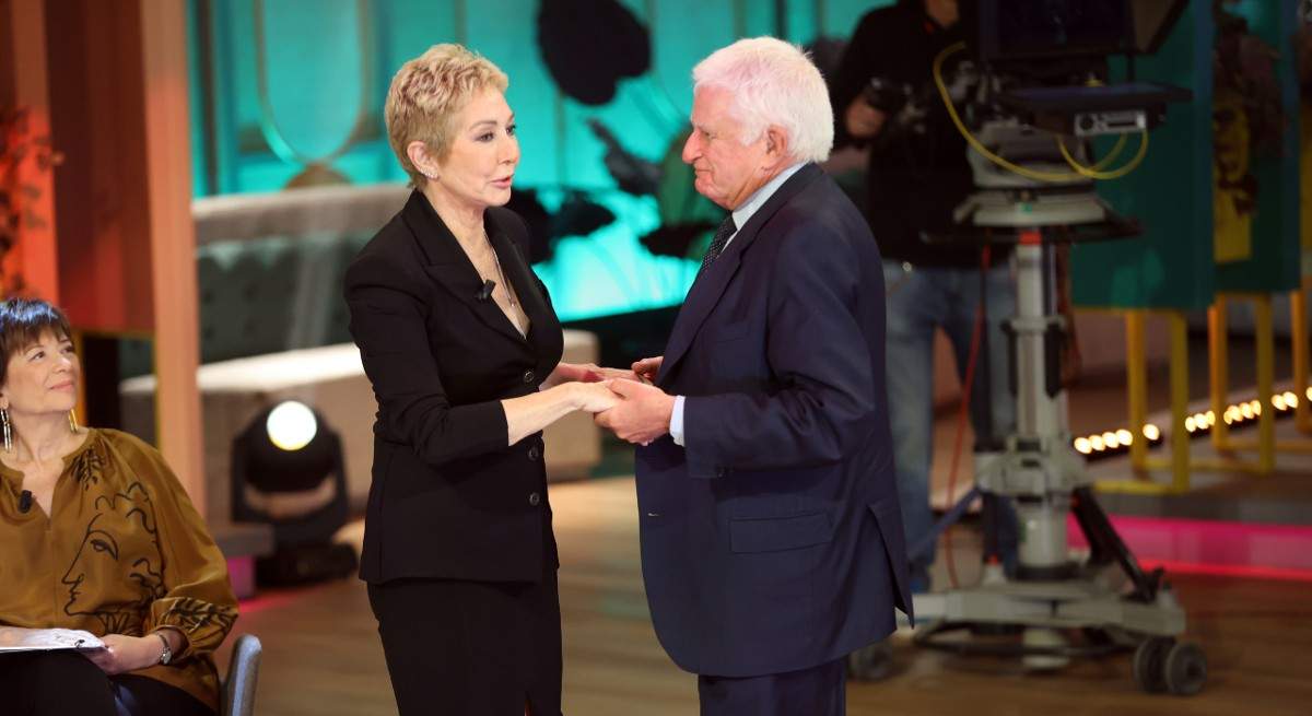 VASILE-coN-ANA-ROSA-1200-europ-press.jpg